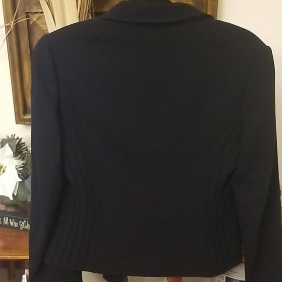 Gorgeous Carlisle black jacket - Picture 6 of 9